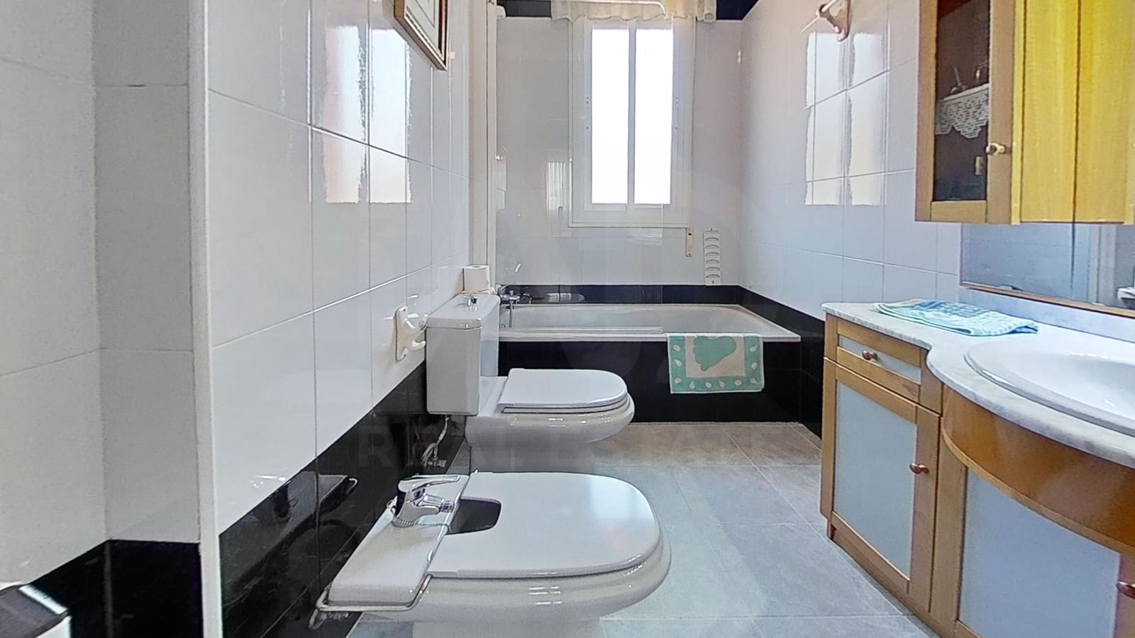 5 slaapkamer Huis te koop in Toledo stad met garage - € 296.000 (Ref: 9988265)