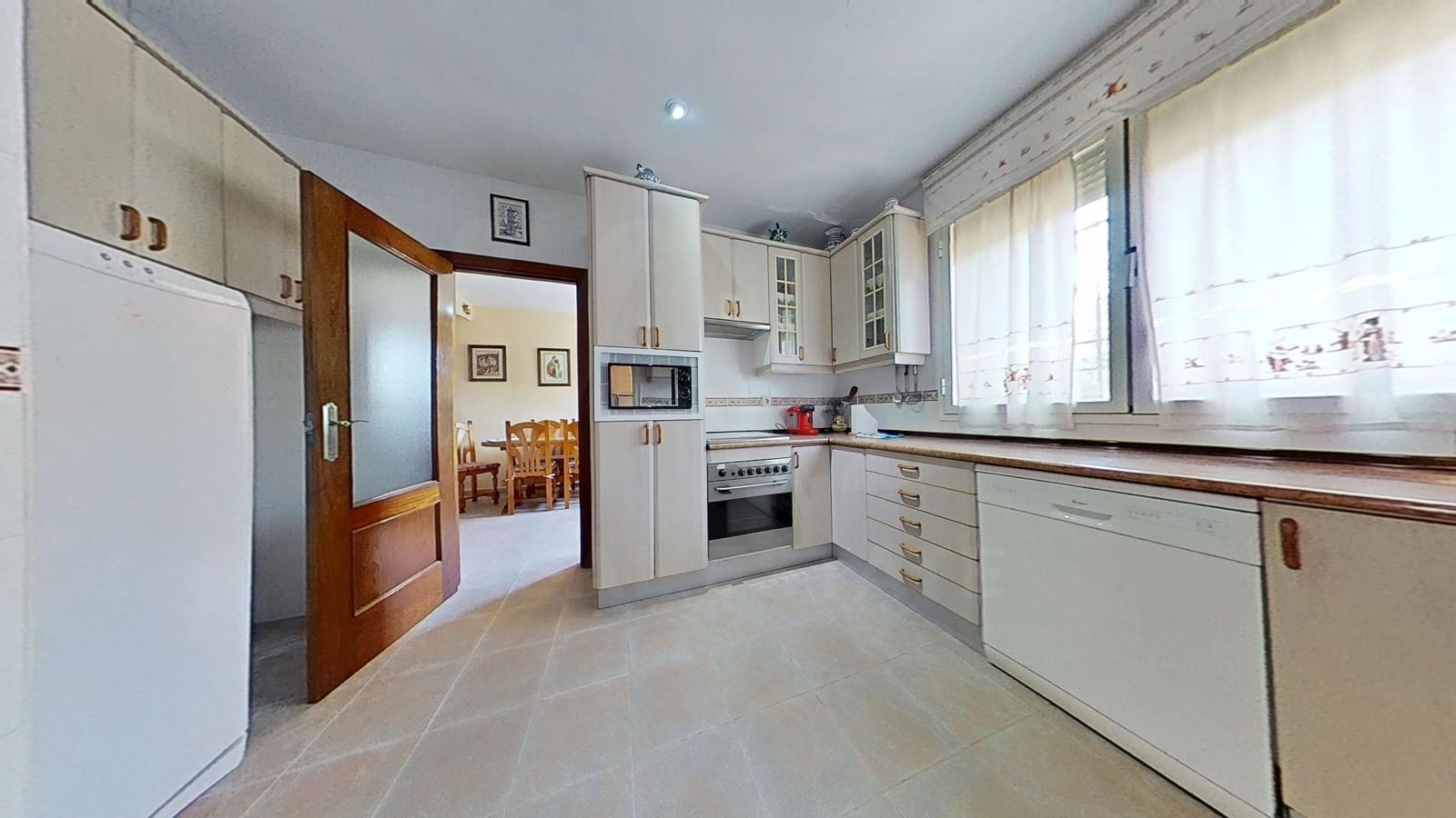 5 slaapkamer Huis te koop in Toledo stad met garage - € 296.000 (Ref: 9988265)