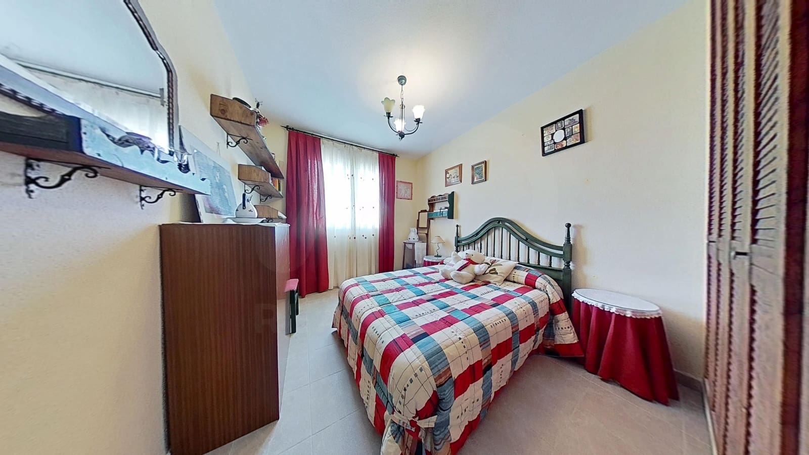 5 slaapkamer Huis te koop in Toledo stad met garage - € 296.000 (Ref: 9988265)