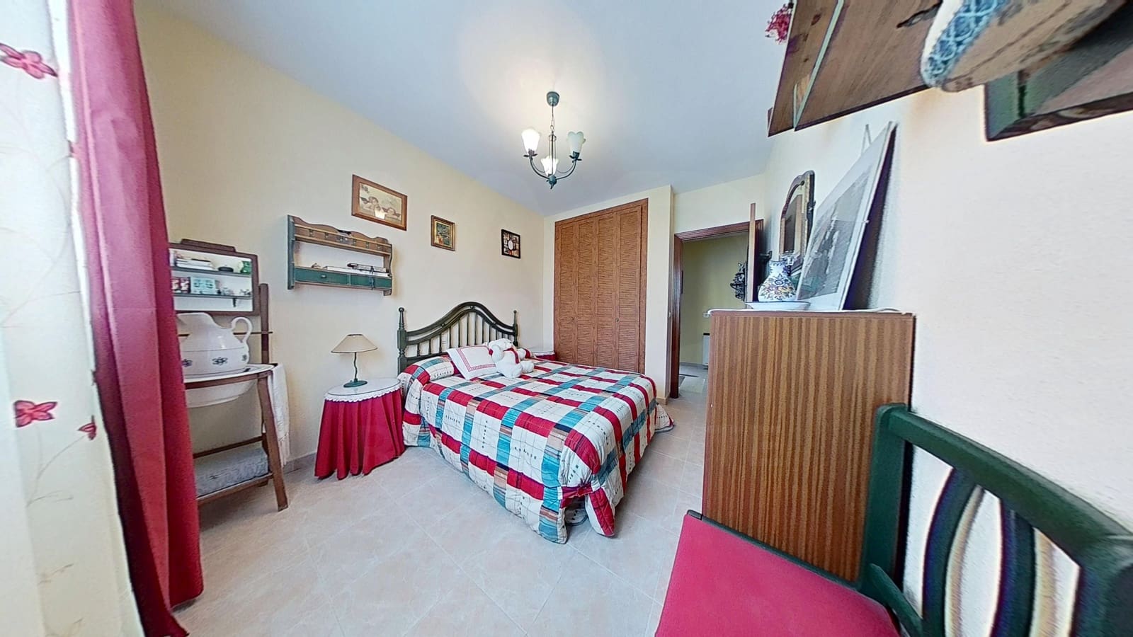 5 slaapkamer Huis te koop in Toledo stad met garage - € 296.000 (Ref: 9988265)