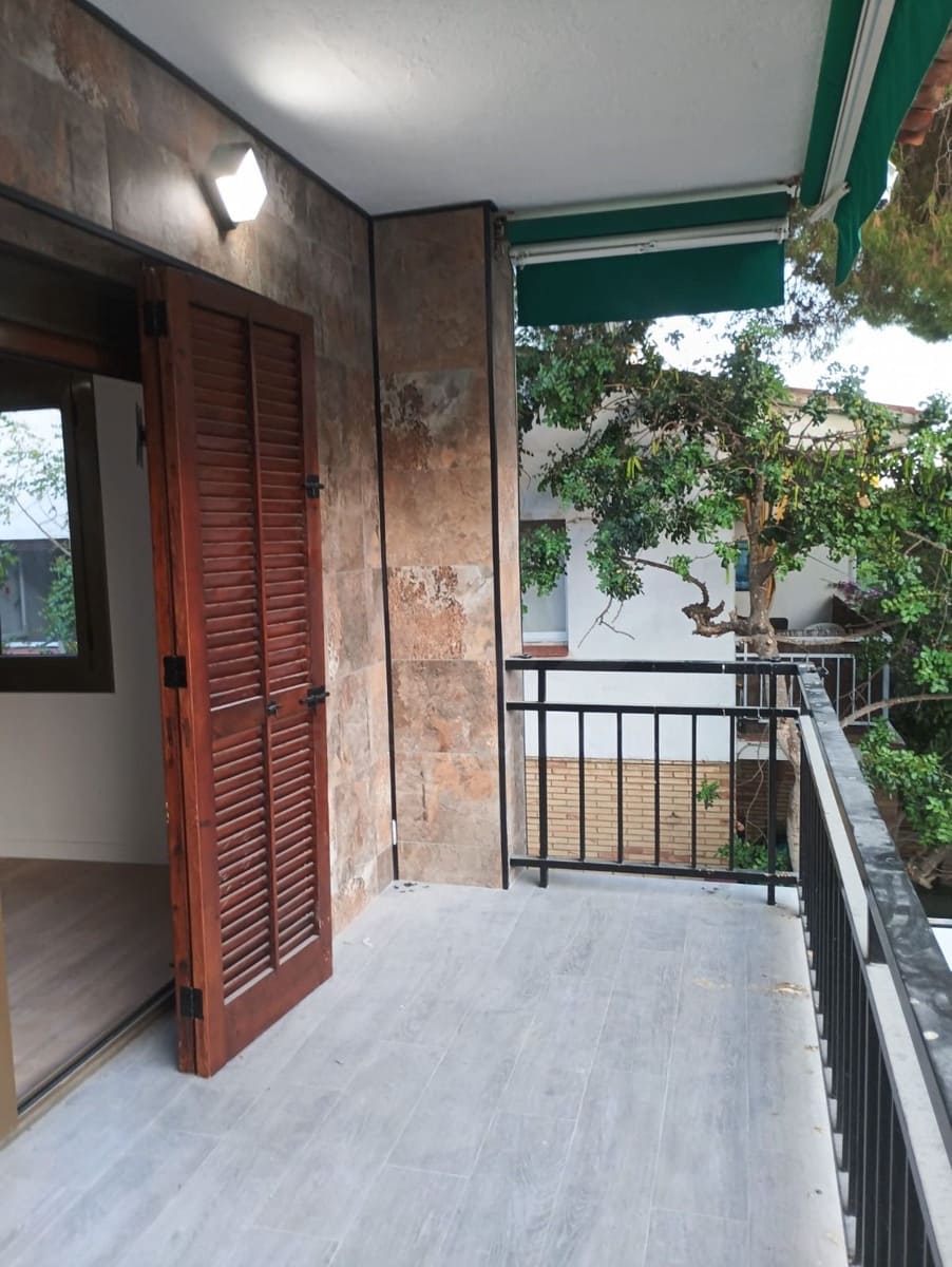 3 sovrum Hus till salu i Tarragona stad med pool - 395 000 € (Ref: 9988266)