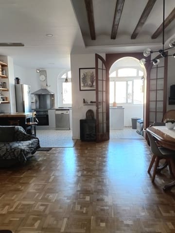4 soverom Leilighet til salgs i La Vila de Gràcia, Barcelona by - € 780 000 (Ref: 9988271)