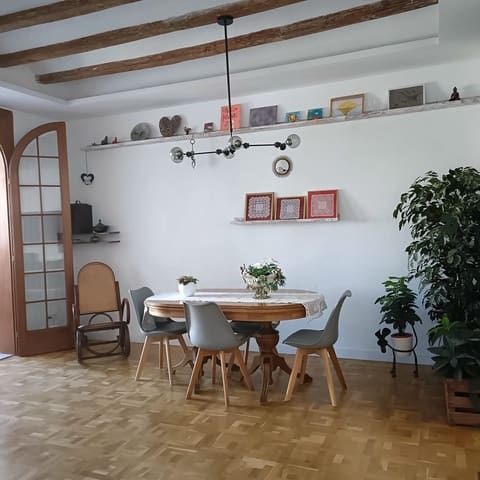 4 soverom Leilighet til salgs i La Vila de Gràcia, Barcelona by - € 780 000 (Ref: 9988271)