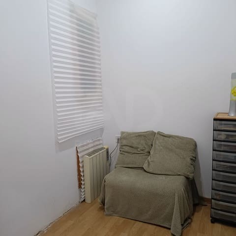 4 soverom Leilighet til salgs i La Vila de Gràcia, Barcelona by - € 780 000 (Ref: 9988271)
