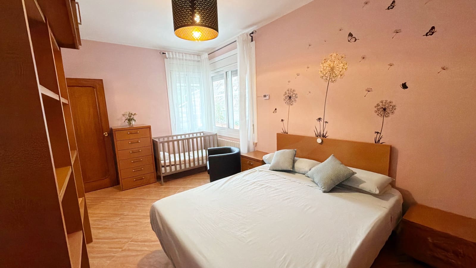 5 Zimmer Haus zu verkaufen in Barcelona Stadt mit Pool - 525.000 € (Ref: 9988272)