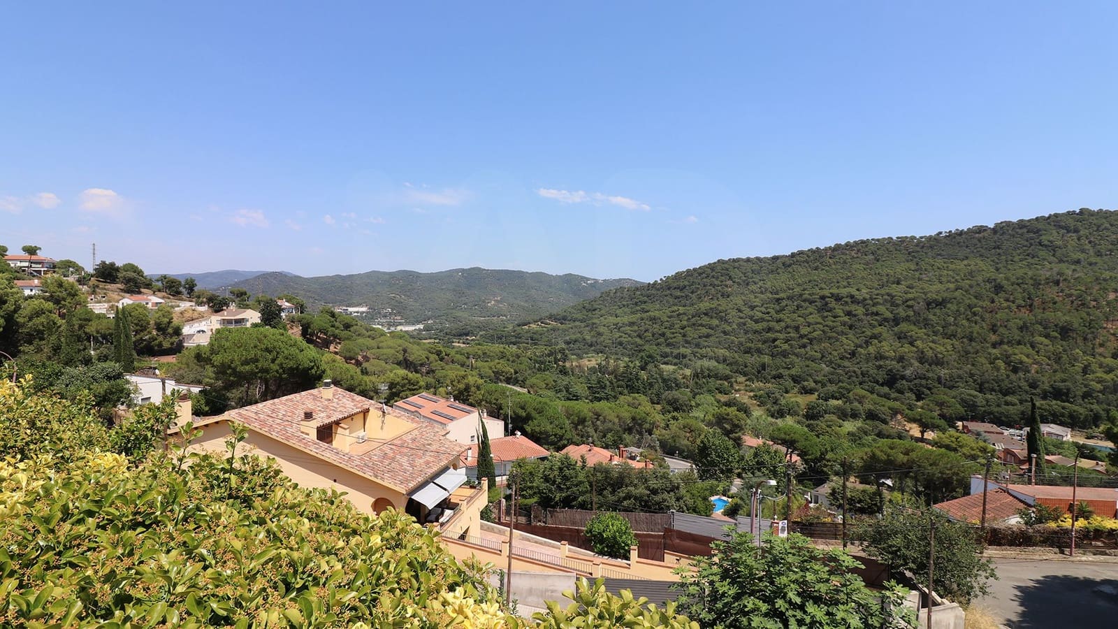 5 Zimmer Haus zu verkaufen in Barcelona Stadt mit Pool - 525.000 € (Ref: 9988272)