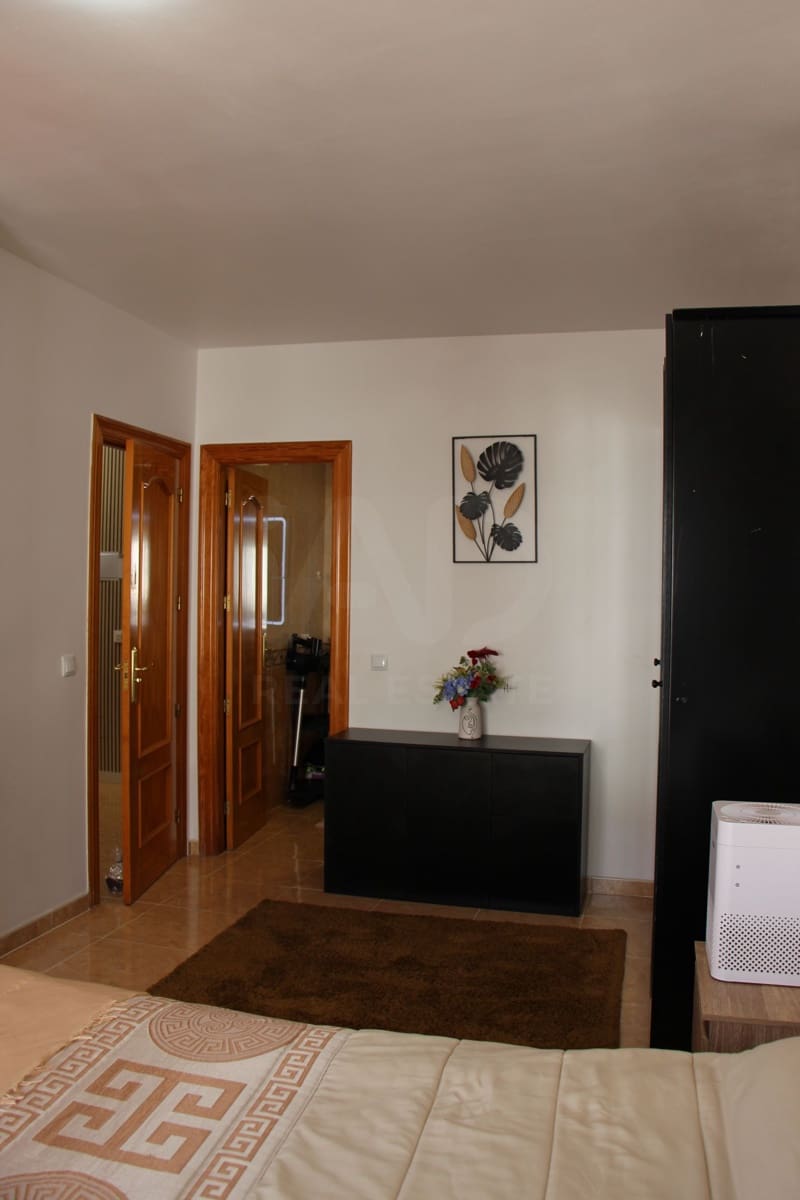 3 Zimmer Apartment zu verkaufen in Almeria Stadt - 157.500 € (Ref: 9988276)