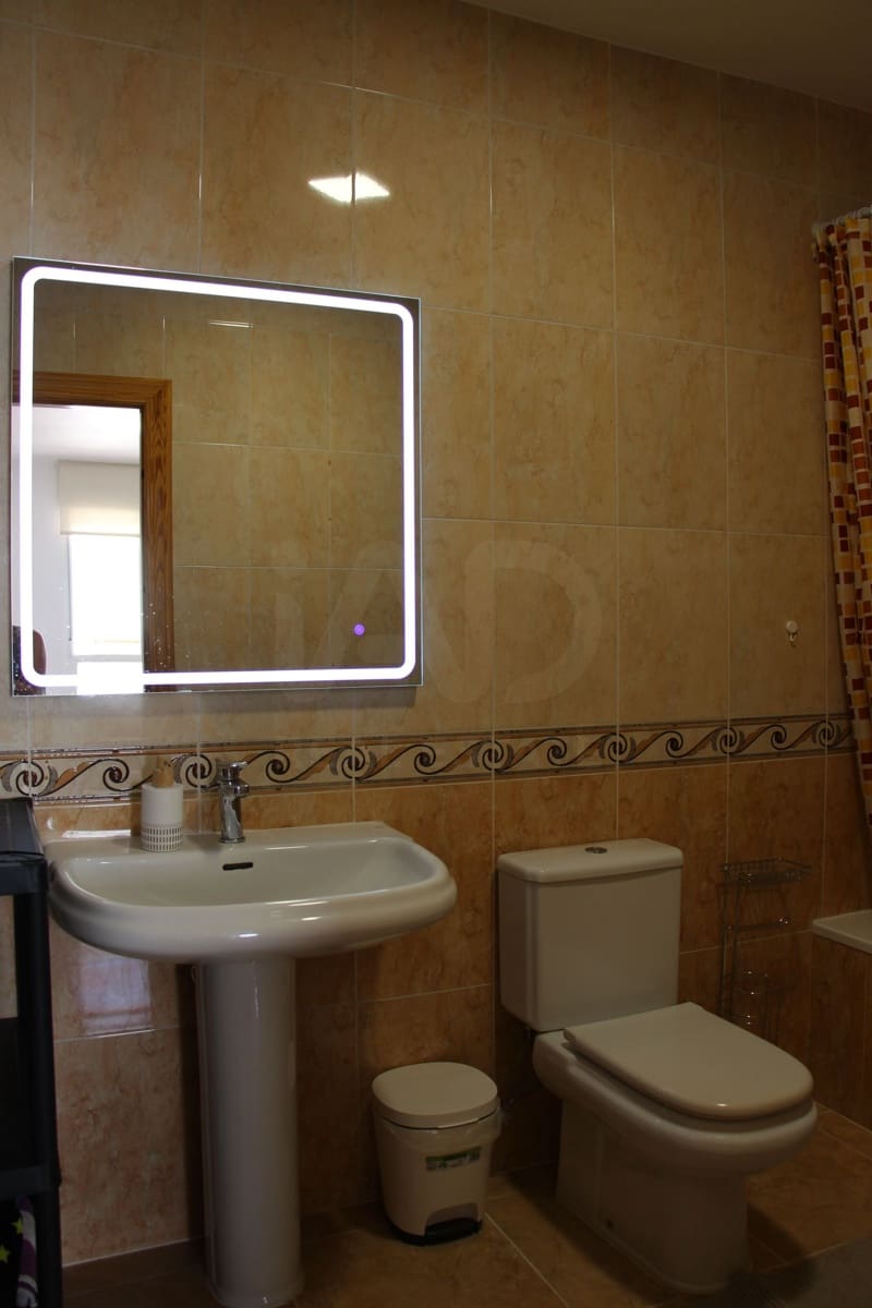 3 Zimmer Apartment zu verkaufen in Almeria Stadt - 157.500 € (Ref: 9988276)