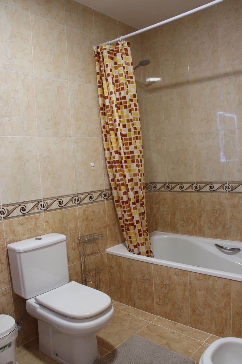 3 Zimmer Apartment zu verkaufen in Almeria Stadt - 157.500 € (Ref: 9988276)