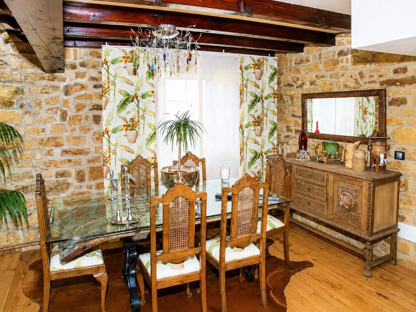 3 Zimmer Haus zu verkaufen in Anievas mit Pool Garage - 360.000 € (Ref: 9988278)