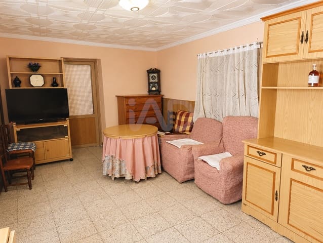 4 soveværelse Lejlighed til salg i Moratalla - € 55.000 (Ref: 9988279)