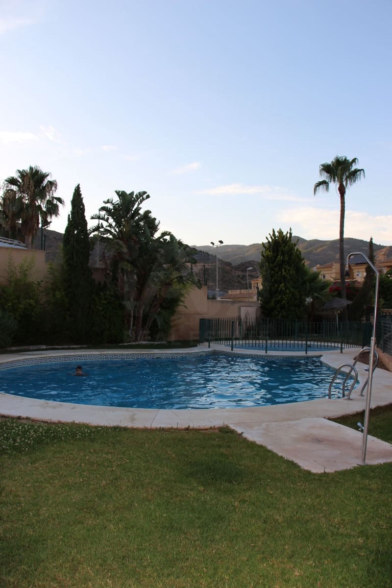 3 sypialnia Dom szeregowy na sprzedaż w Miasto Almeria z basenem garażem - 294 000 € (Ref: 9988281)