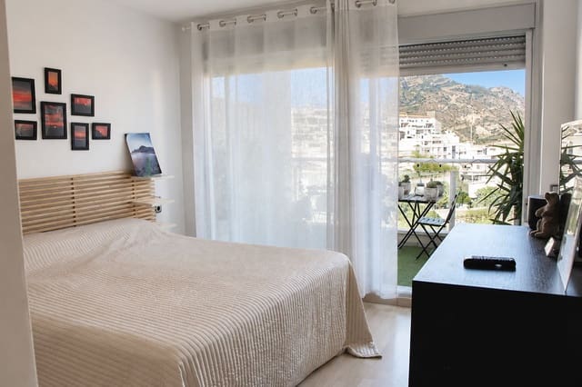 2 chambre Appartement à vendre à Roquetas de Mar avec piscine garage - 209 000 € (Ref: 9988283)