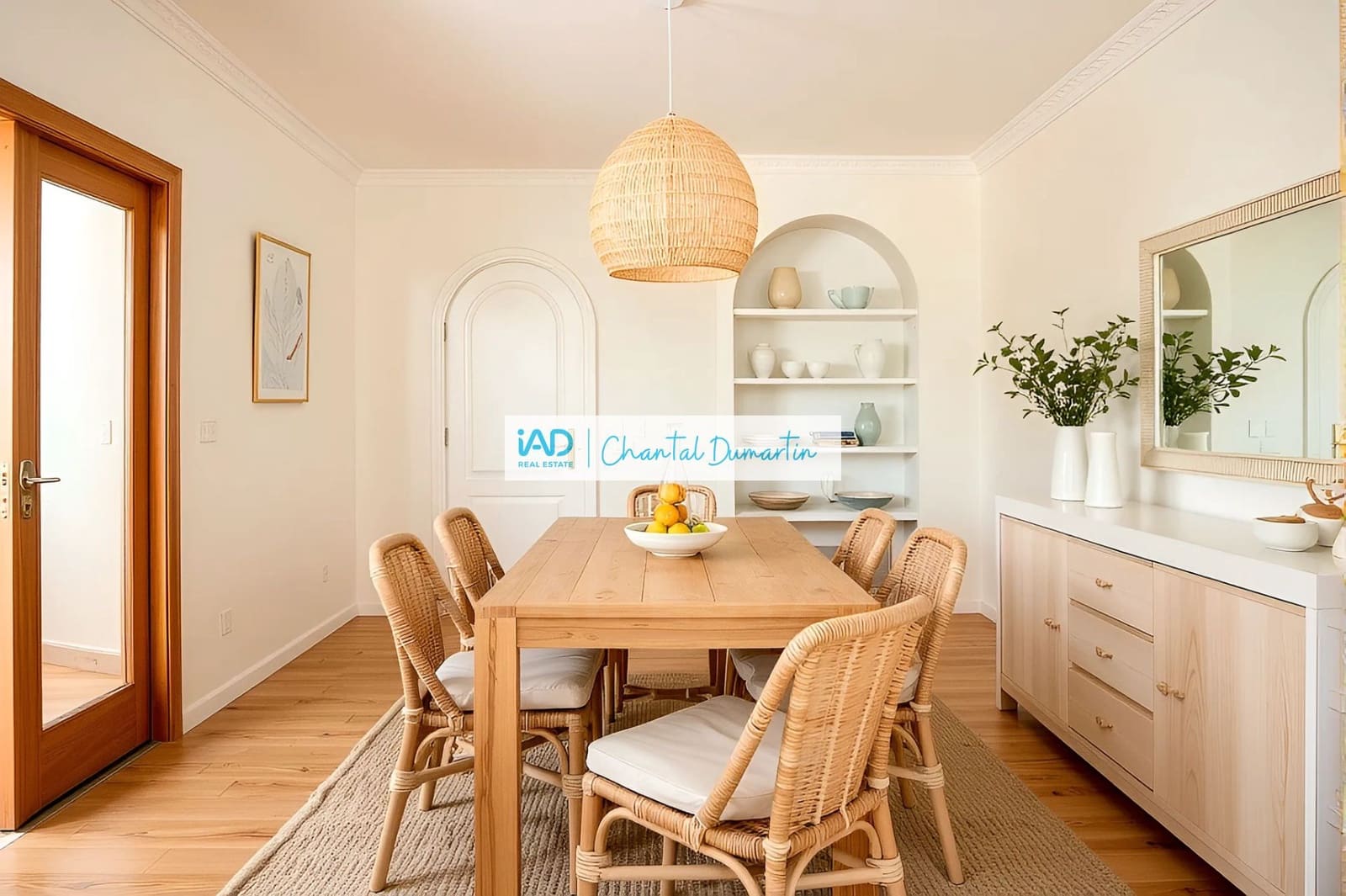 4 slaapkamer Rijtjeshuis te koop in Almeria stad met garage - € 430.500 (Ref: 9988286)