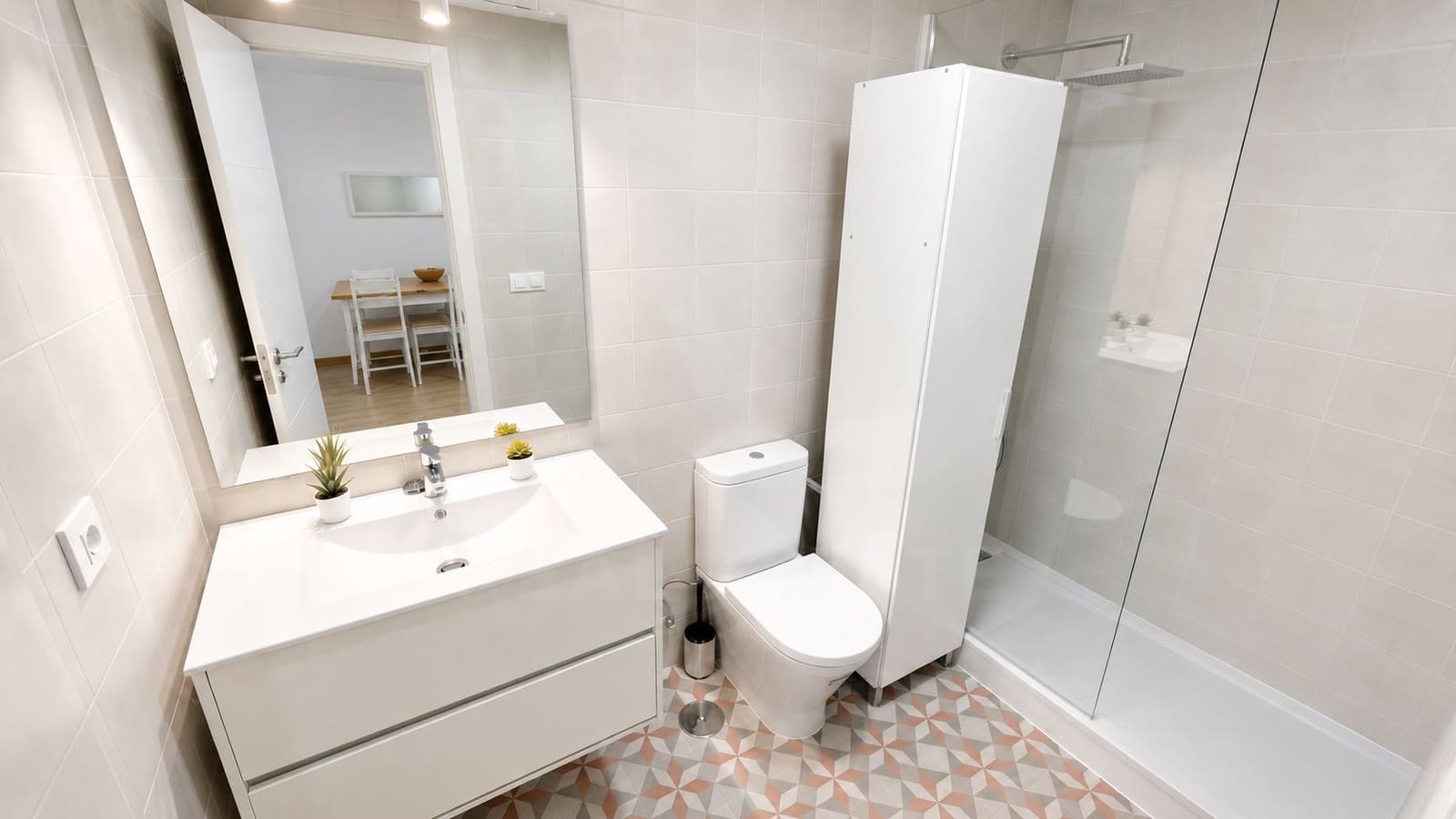 2 soverom Penthouse til salgs i Cadiz by med garasje - € 690 000 (Ref: 9988288)