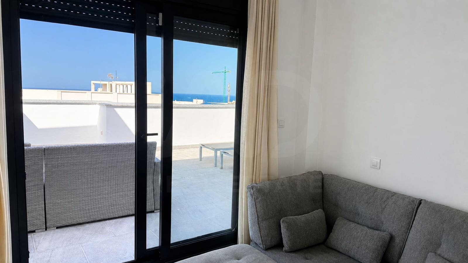 2 soverom Penthouse til salgs i Cadiz by med garasje - € 690 000 (Ref: 9988288)