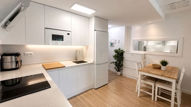 2 soverom Penthouse til salgs i Cádiz by med garasje - € 690 000 (Ref: 9988288)