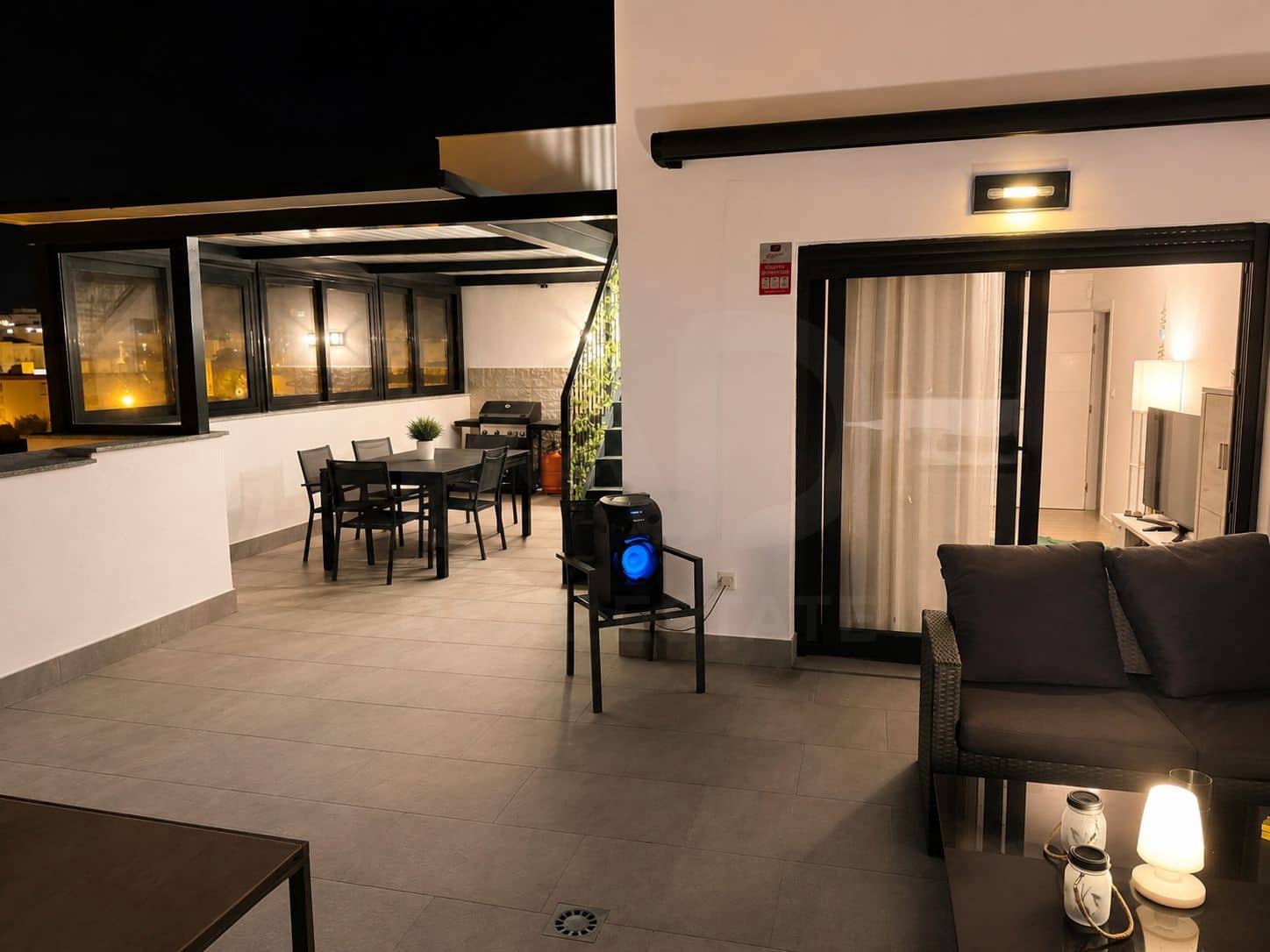 2 soverom Penthouse til salgs i Cadiz by med garasje - € 690 000 (Ref: 9988288)