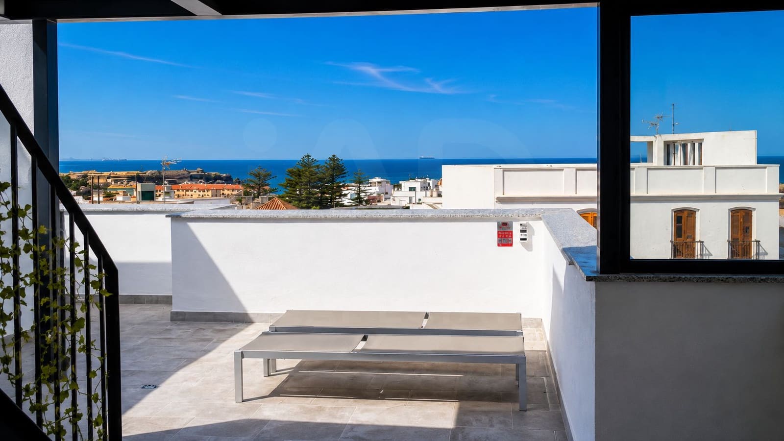 2 soverom Penthouse til salgs i Cadiz by med garasje - € 690 000 (Ref: 9988288)