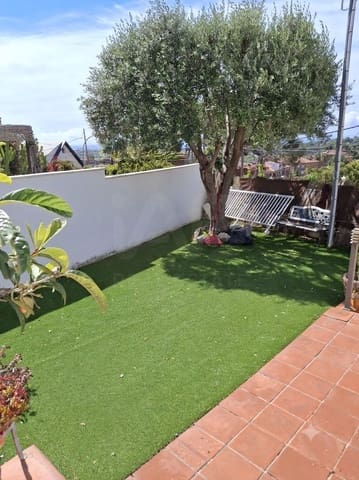 Adosado de 5 habitaciones en Castelldefels en venta con piscina garaje - 975.000 € (Ref: 9988290)