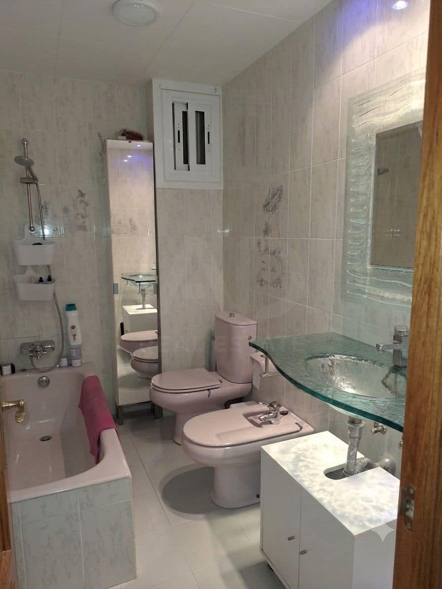 5 quarto Moradia em Banda para venda em Barcelona cidade com piscina garagem - 995 000 € (Ref: 9988290)