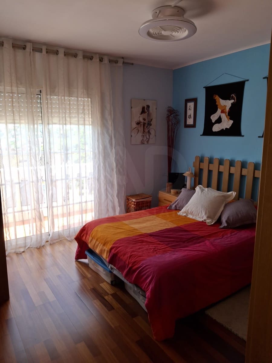 5 quarto Moradia em Banda para venda em Barcelona cidade com piscina garagem - 995 000 € (Ref: 9988290)