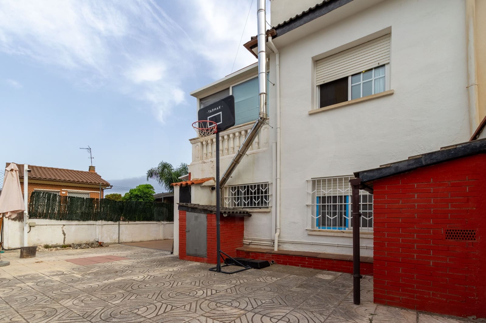 5 bedroom Terraced Villa for sale in Castelldefels with pool garage - € 975,000 (Ref: 9988290)