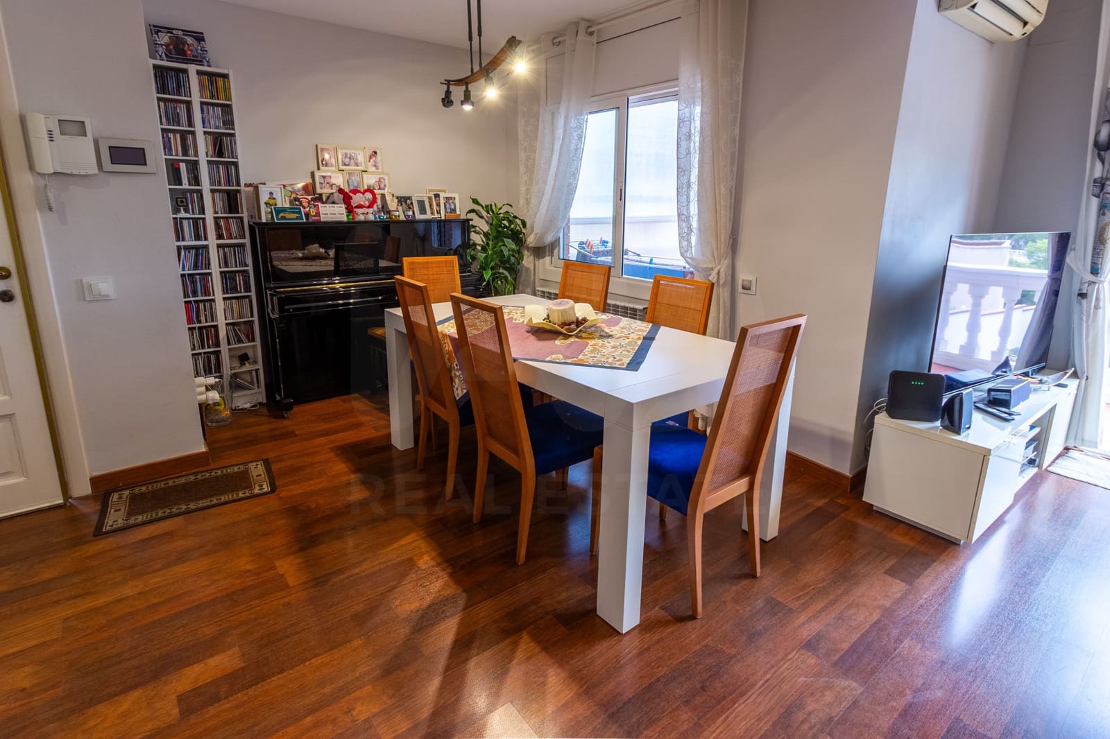 5 chambre Villa/Maison Mitoyenne à vendre à Castelldefels avec piscine garage - 895 000 € (Ref: 9988290)