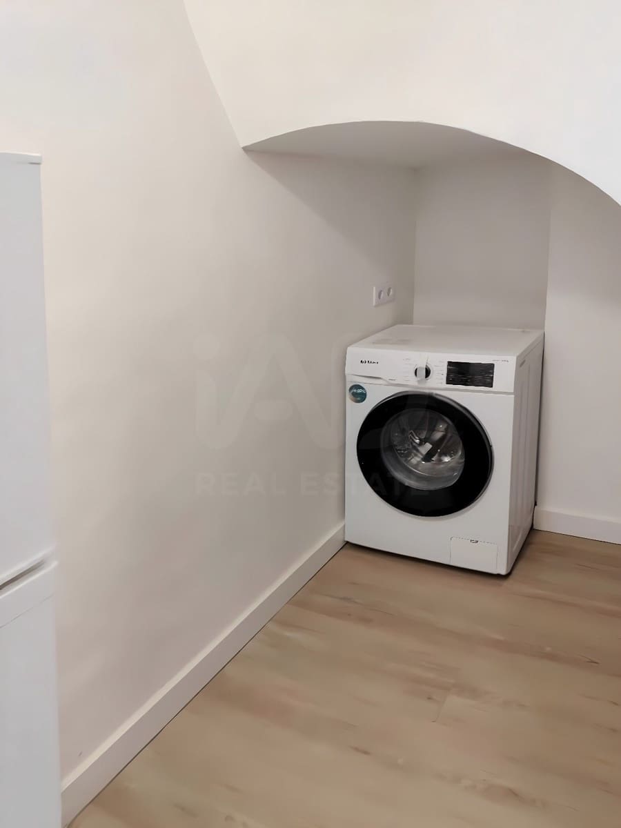1 slaapkamer Appartement te koop in Sevilla stad - € 209.000 (Ref: 9988293)