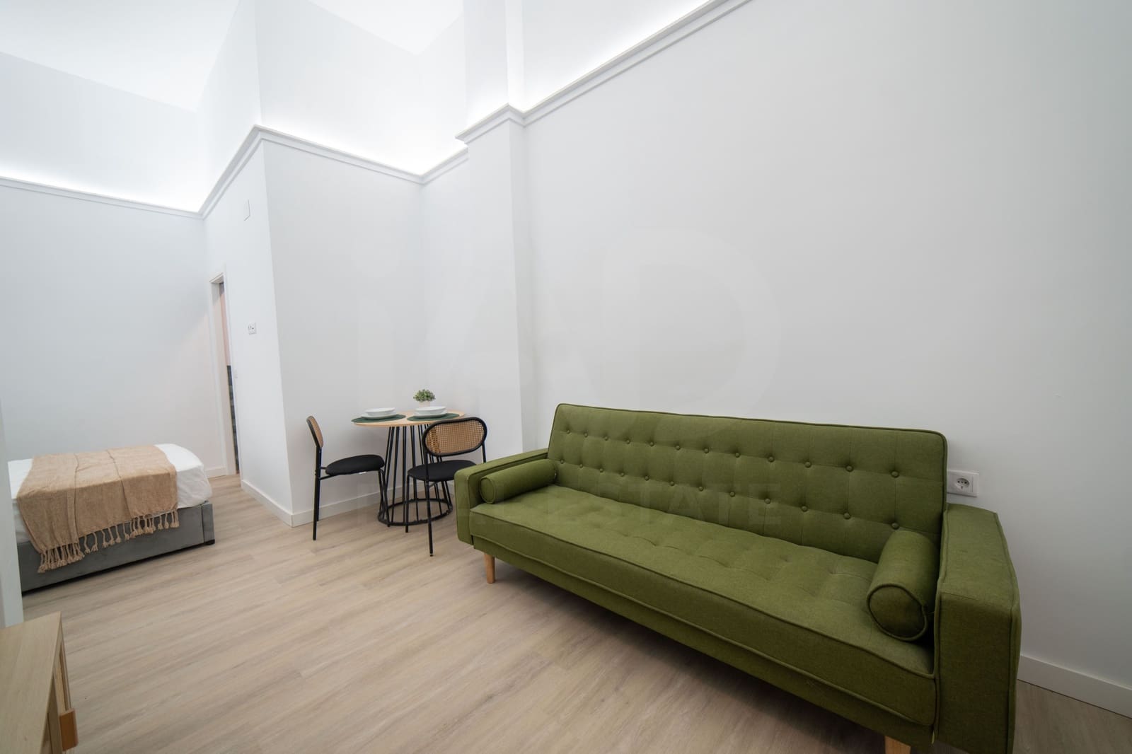 1 slaapkamer Appartement te koop in Sevilla stad - € 209.000 (Ref: 9988293)