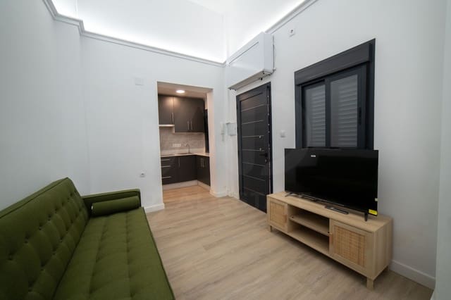 1 slaapkamer Appartement te koop in Huerta de Santa Teresa, Sevilla stad - € 209.000 (Ref: 9988293)