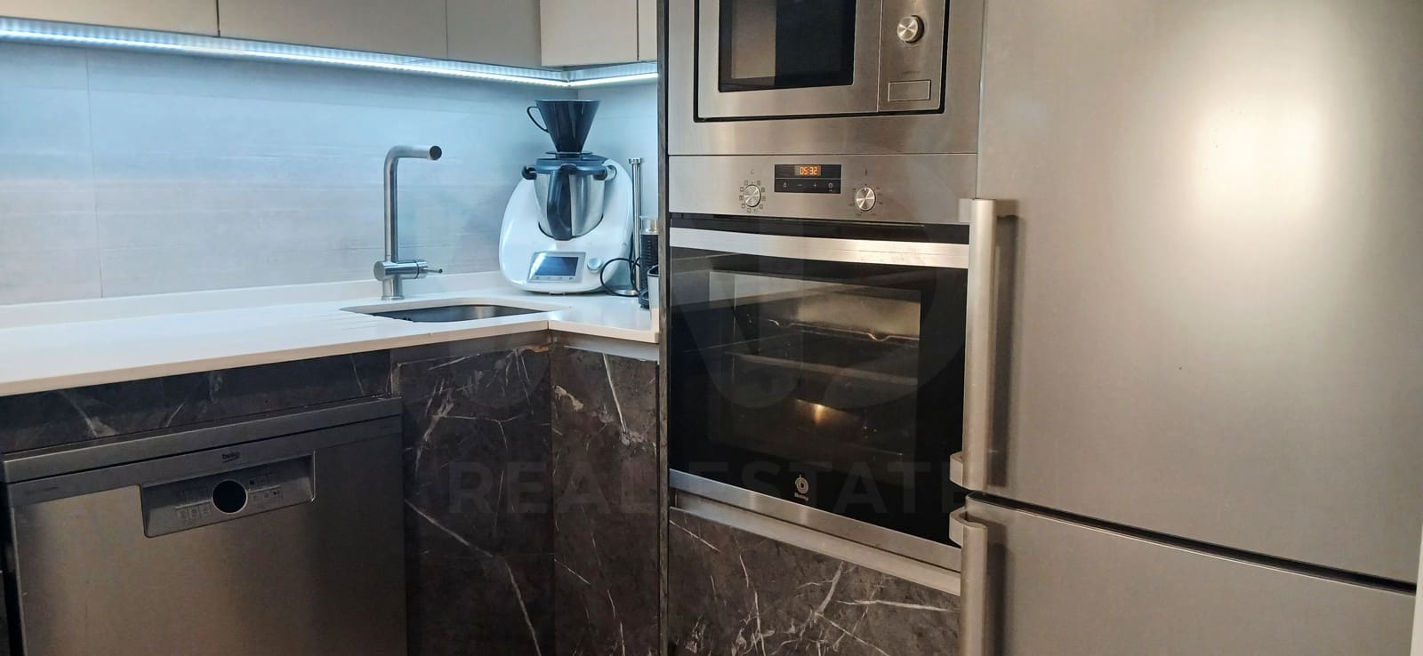 2 sypialnia Apartament na sprzedaż w Mijas z basenem garażem - 320 000 € (Ref: 9988294)