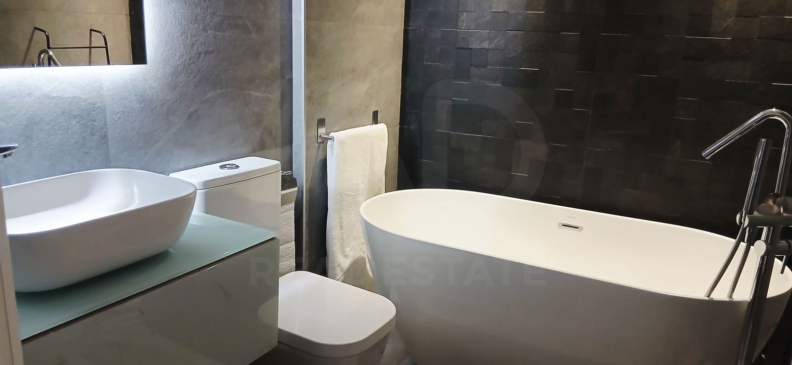 2 sypialnia Apartament na sprzedaż w Mijas z basenem garażem - 320 000 € (Ref: 9988294)