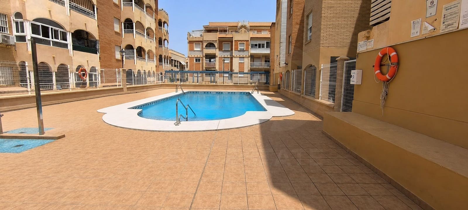 2 sovrum Lägenhet till salu i Almeria stad med garage - 159 950 € (Ref: 9988295)