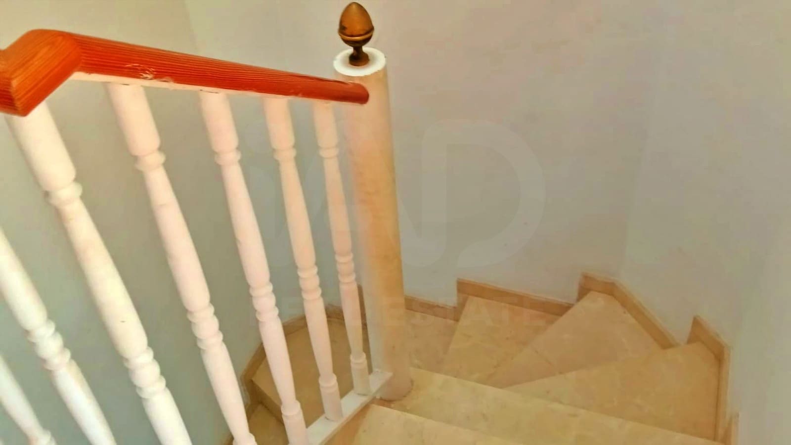 4 sovrum Radhus till salu i Alicante stad med pool garage - 798 000 € (Ref: 9988296)