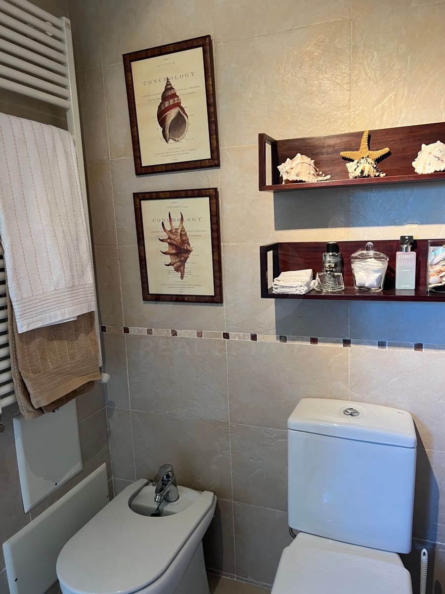 3 soveværelse Lejlighed til salg i Huesca by med swimmingpool garage - € 275.000 (Ref: 9988298)