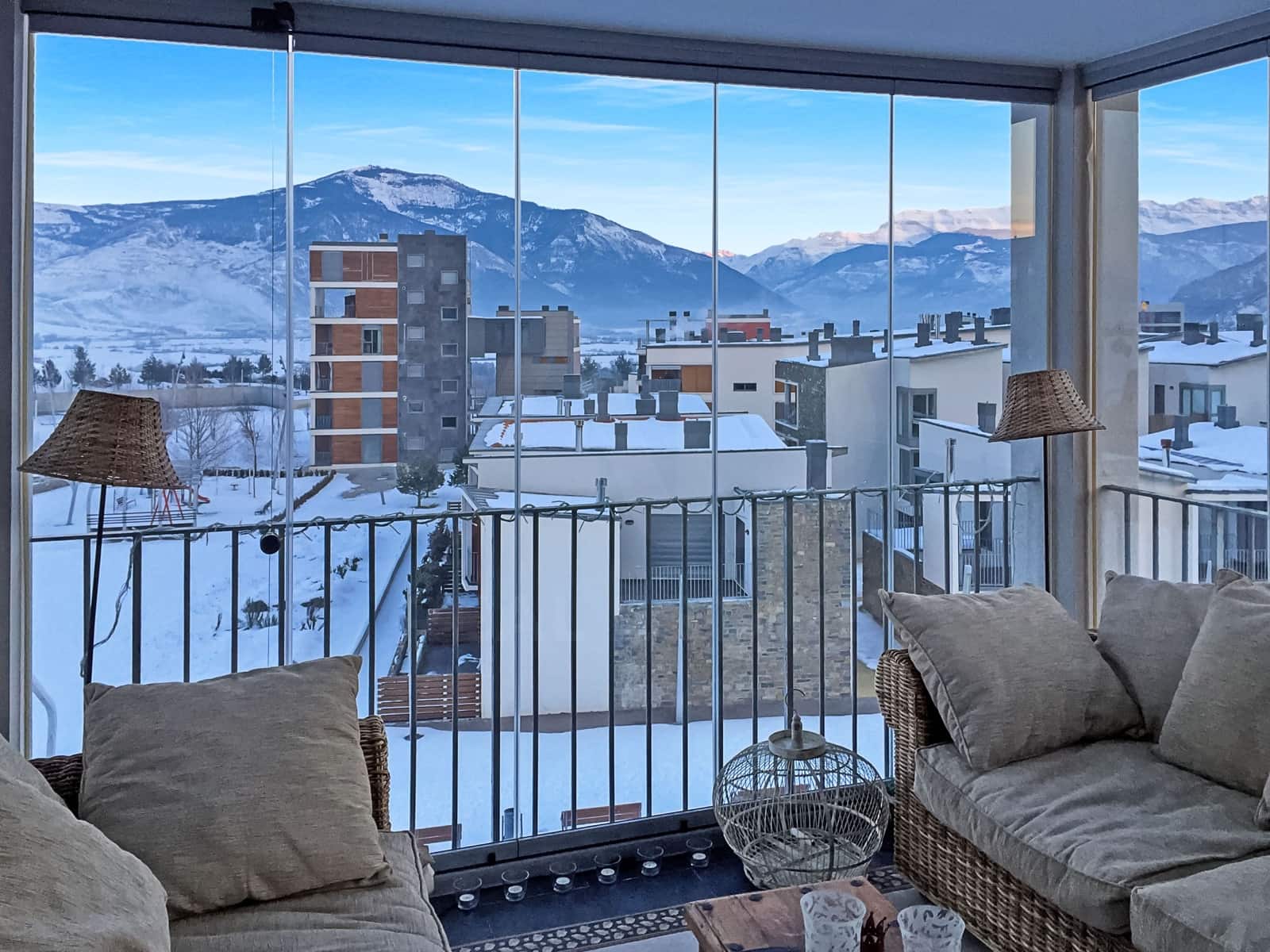 3 soveværelse Lejlighed til salg i Huesca by med swimmingpool garage - € 275.000 (Ref: 9988298)