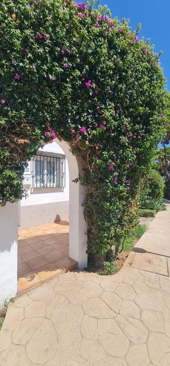 2 sypialnia Dom szeregowy na sprzedaż w Sitio de Calahonda z basenem - 479 000 € (Ref: 9988300)