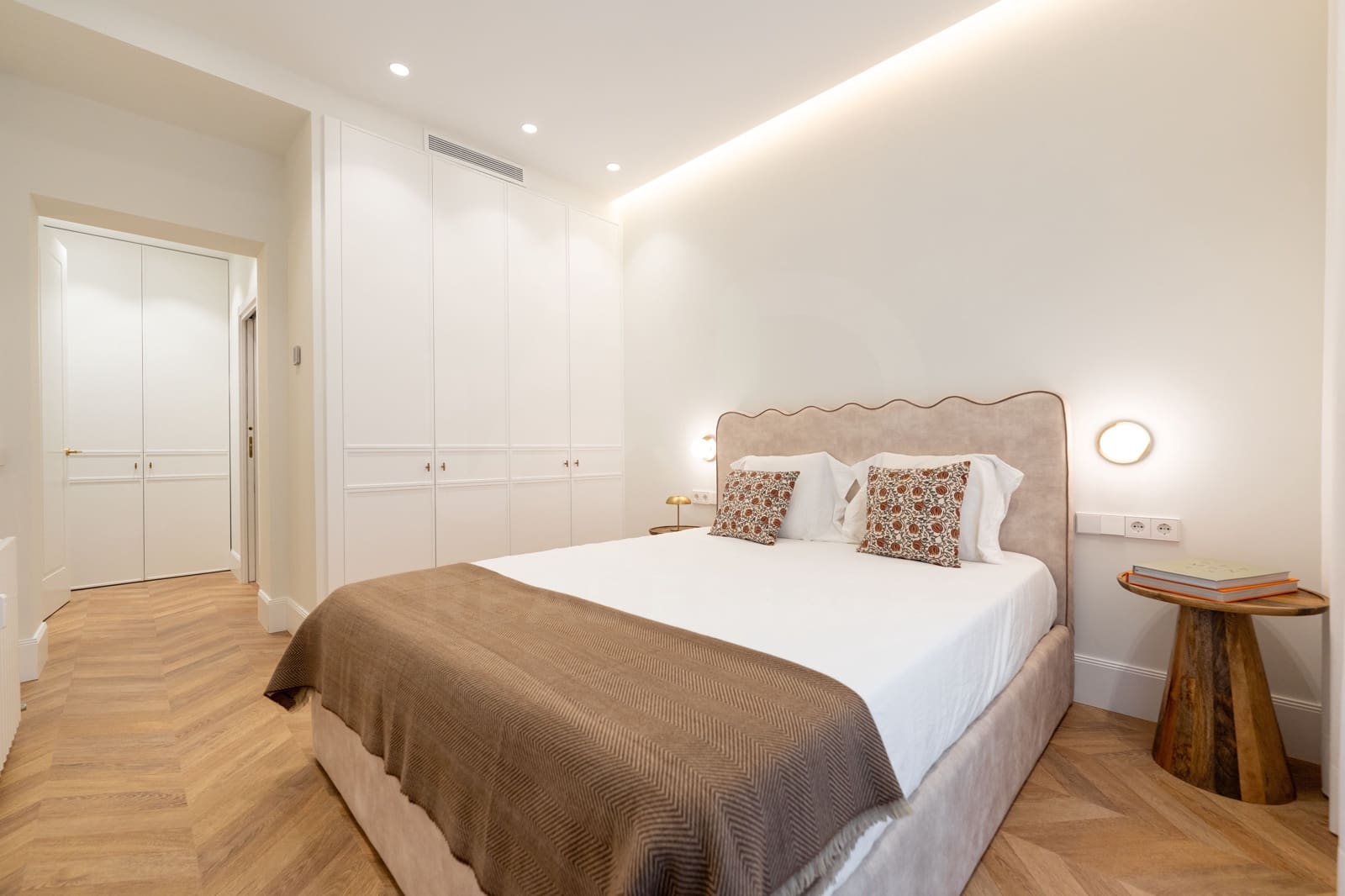 2 soveværelse Lejlighed til salg i Madrid by - € 1.450.000 (Ref: 9988301)