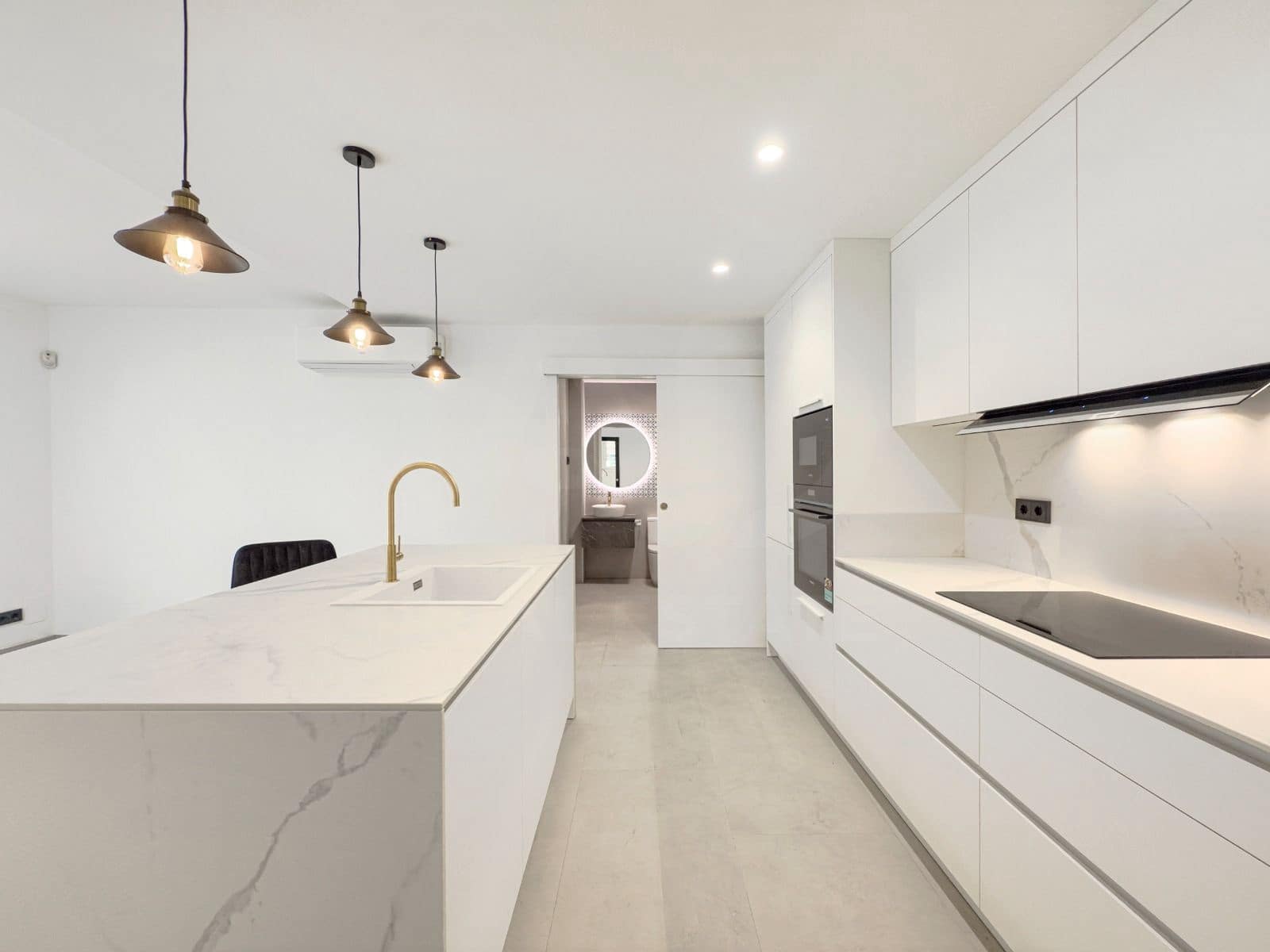 2 sovrum Lägenhet till salu i Barcelona stad - 287 000 € (Ref: 9988302)