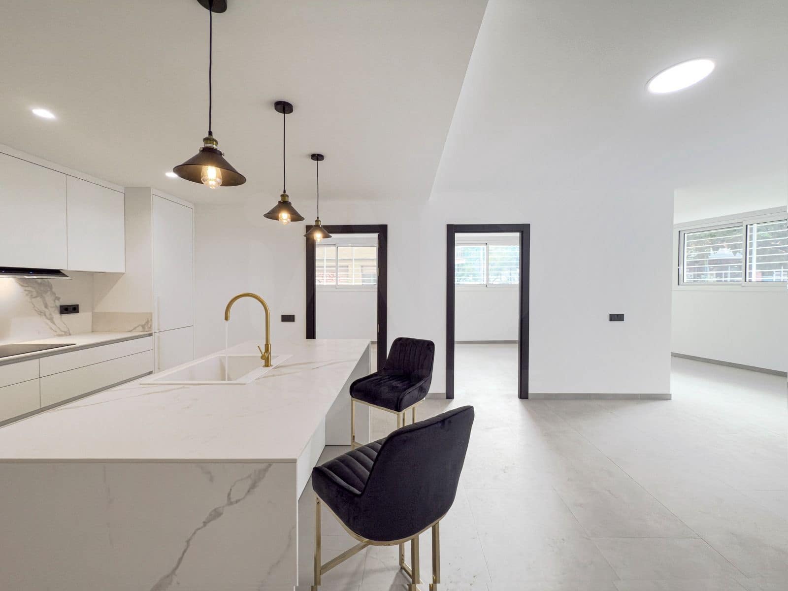 2 sovrum Lägenhet till salu i Barcelona stad - 287 000 € (Ref: 9988302)