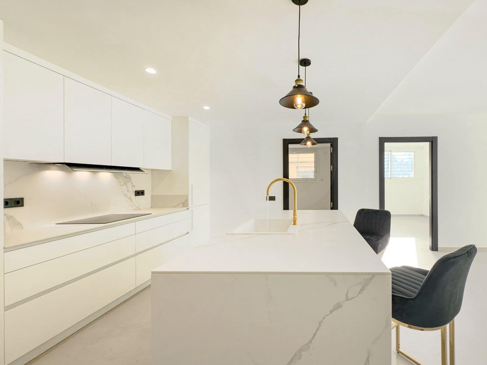 2 sovrum Lägenhet till salu i Barcelona stad - 287 000 € (Ref: 9988302)