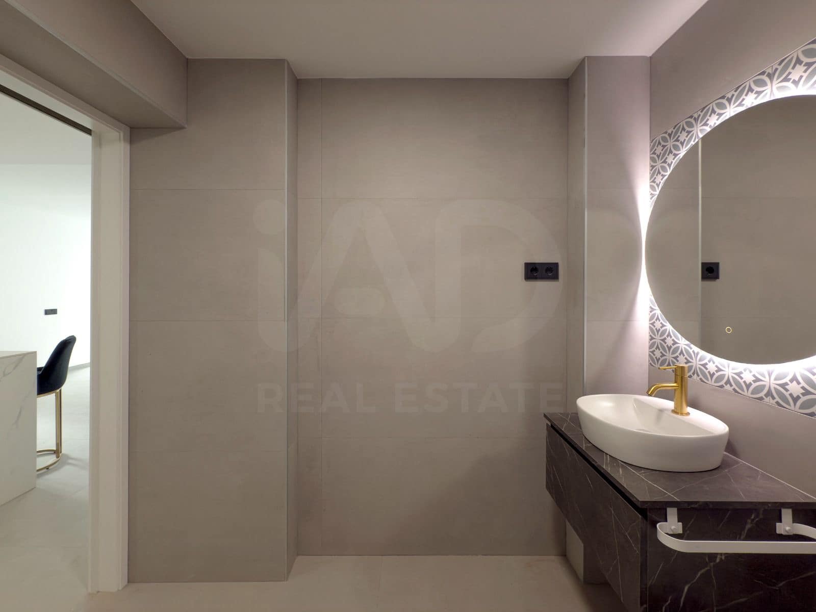 2 sovrum Lägenhet till salu i Barcelona stad - 287 000 € (Ref: 9988302)
