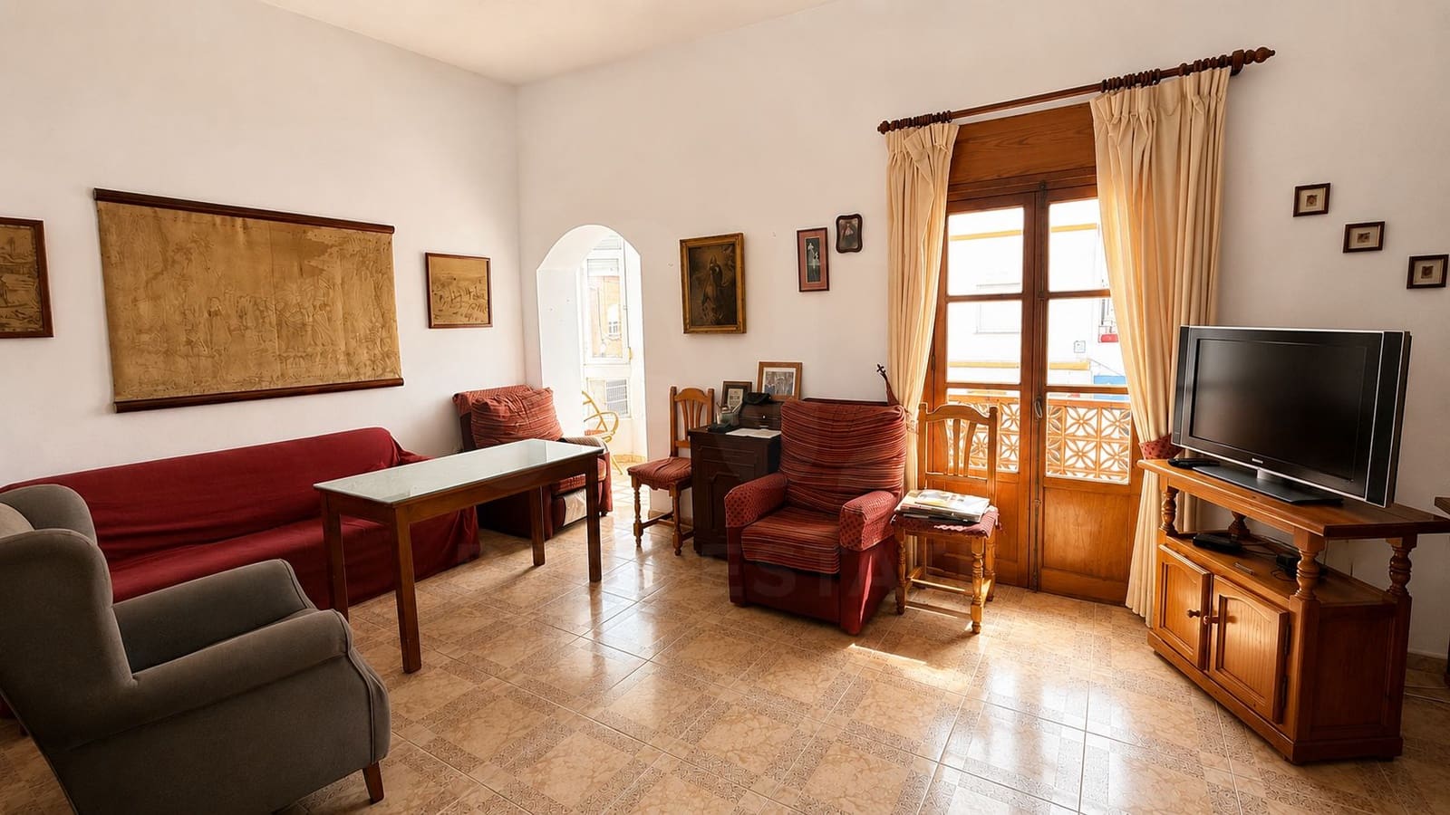 Gewerbe zu verkaufen in Cadiz Stadt - 1.300.000 € (Ref: 9988303)