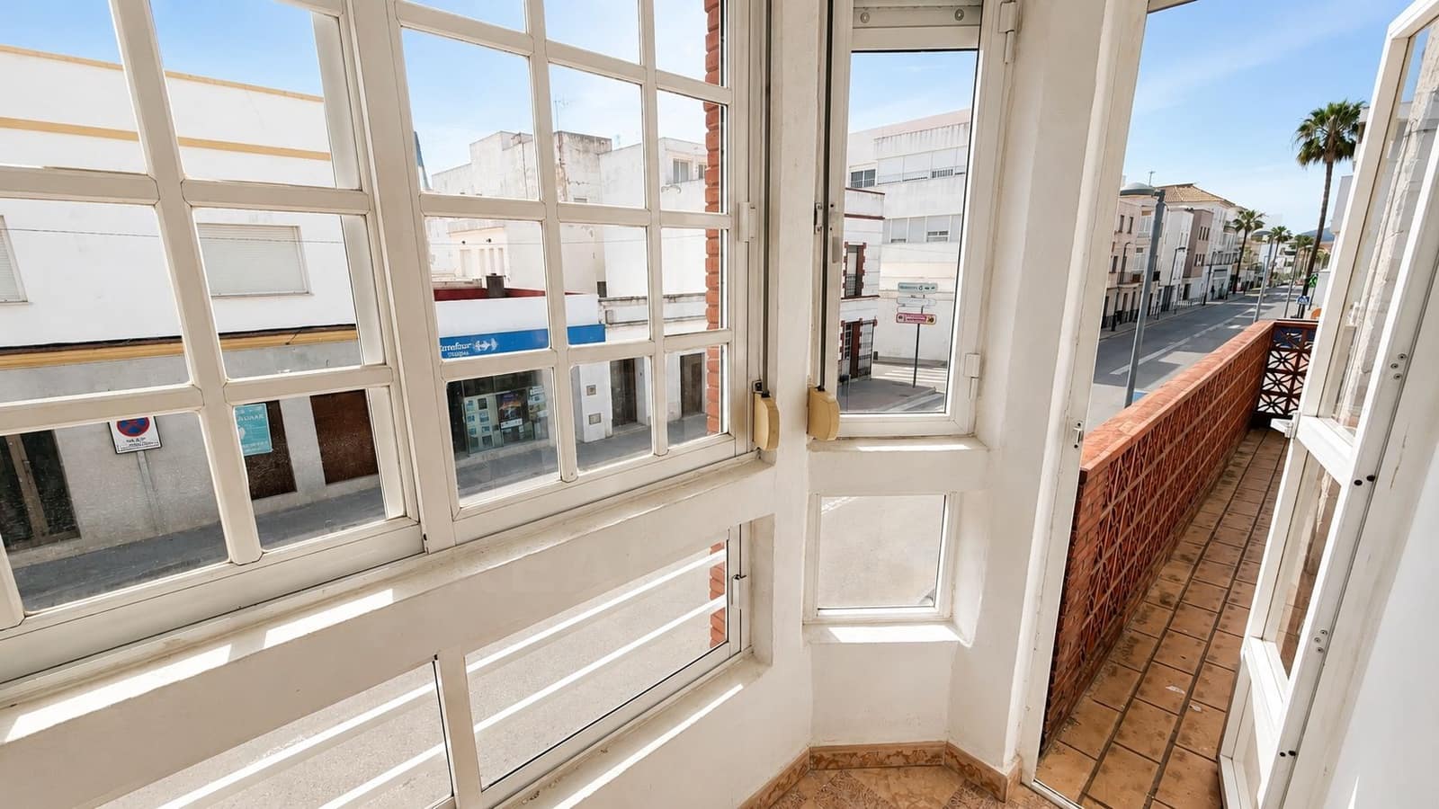 Gewerbe zu verkaufen in Cadiz Stadt - 1.300.000 € (Ref: 9988303)