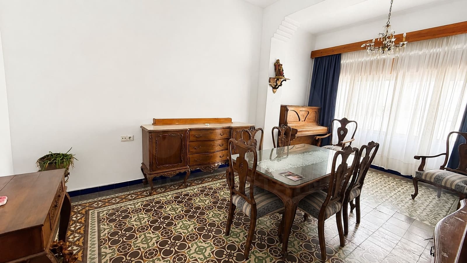 Gewerbe zu verkaufen in Cadiz Stadt - 1.300.000 € (Ref: 9988303)