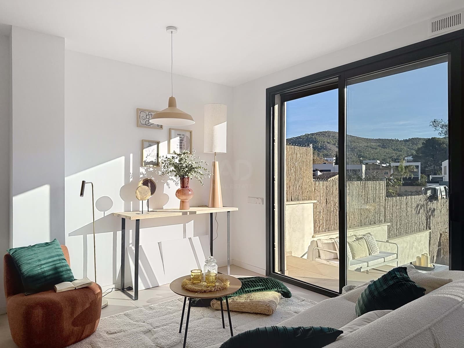 4 chambre Maison de Ville à vendre à Barcelone ville avec piscine garage - 635 000 € (Ref: 9988305)