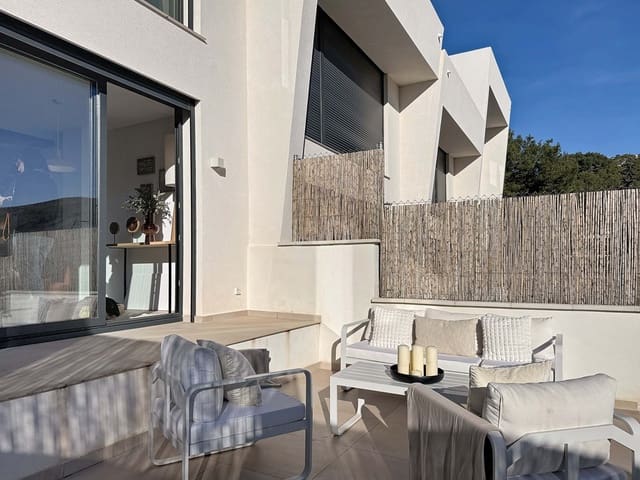 4 soverom Hus til salgs i Sant Pere de Ribes med svømmebasseng garasje - € 635 000 (Ref: 9988305)