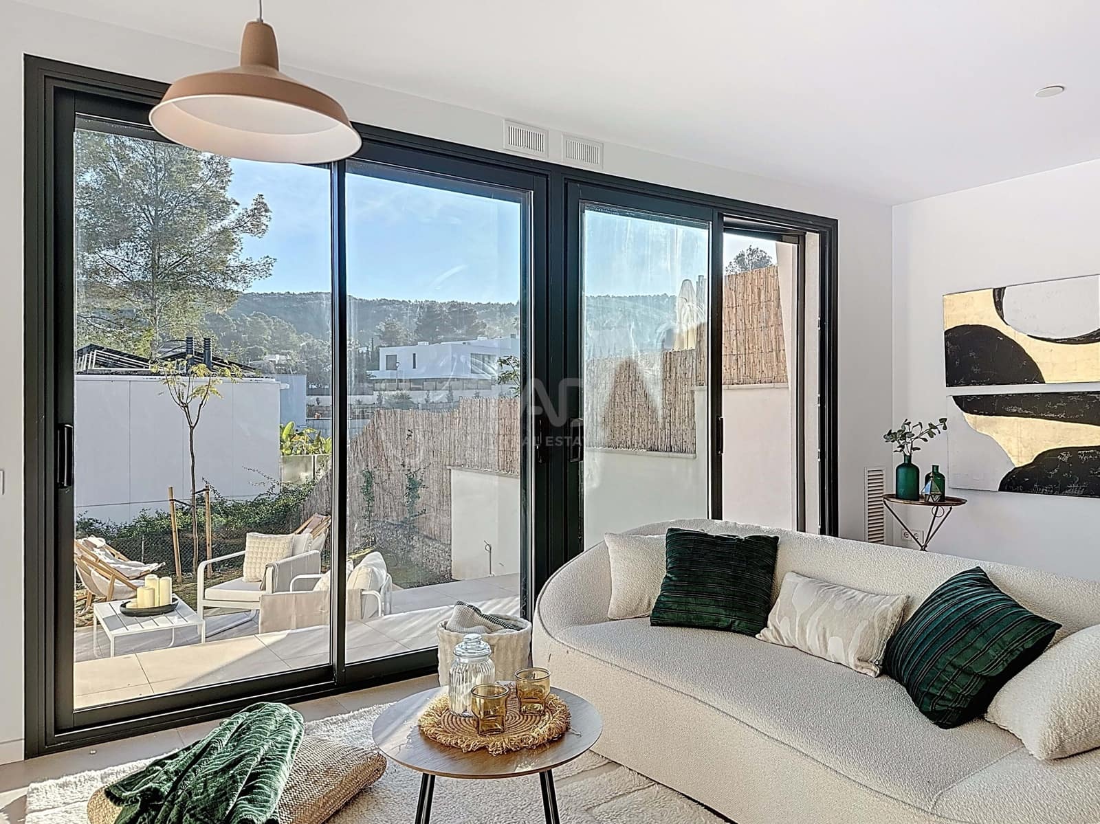 4 chambre Maison de Ville à vendre à Barcelone ville avec piscine garage - 635 000 € (Ref: 9988305)