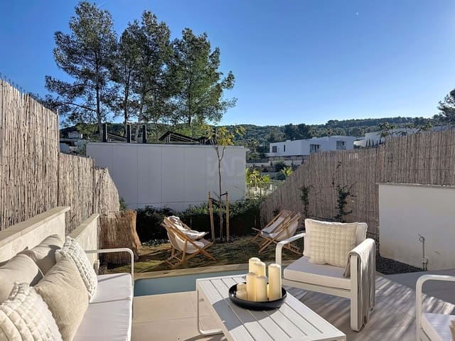 4 soverom Hus til salgs i Sant Pere de Ribes med svømmebasseng garasje - € 635 000 (Ref: 9988305)